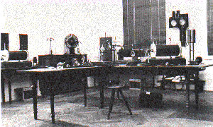 Roentgen's Laboratory.gif (24339 bytes)
